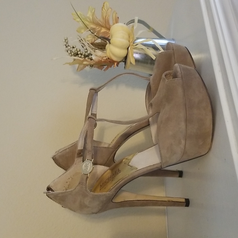 Michael Kors Suede Platform Heels size 8 M